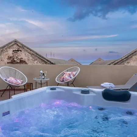 Solis Maisonette With Jacuzzi!! * Chania (Crete)